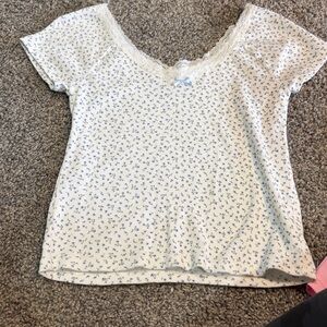 Size Medium Top